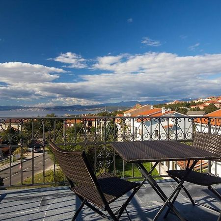 Villa Ajda - Green Room Omišalj Extérieur photo
